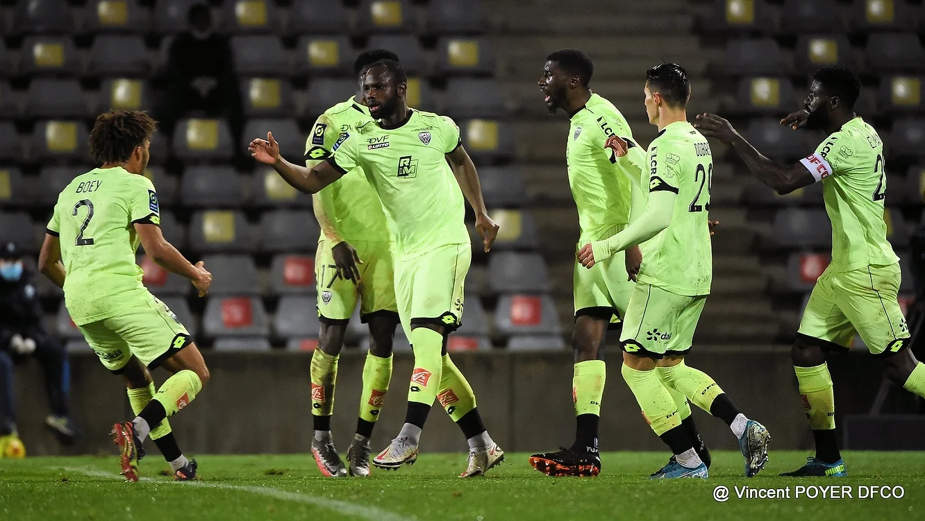 Nîmes 1 – 3 DFCO : Noël avant l’heure